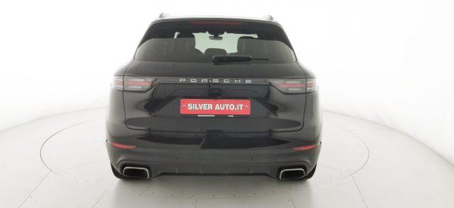 PORSCHE Cayenne 3.0 V6