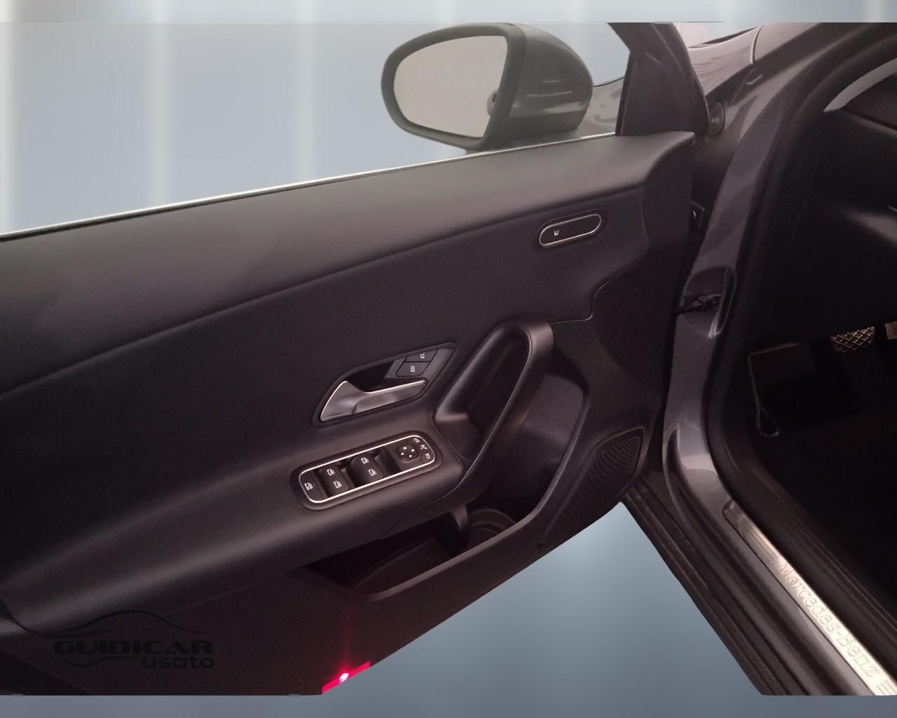 Mercedes-Benz Classe A - W177 2023 - A 180 d Advanced auto