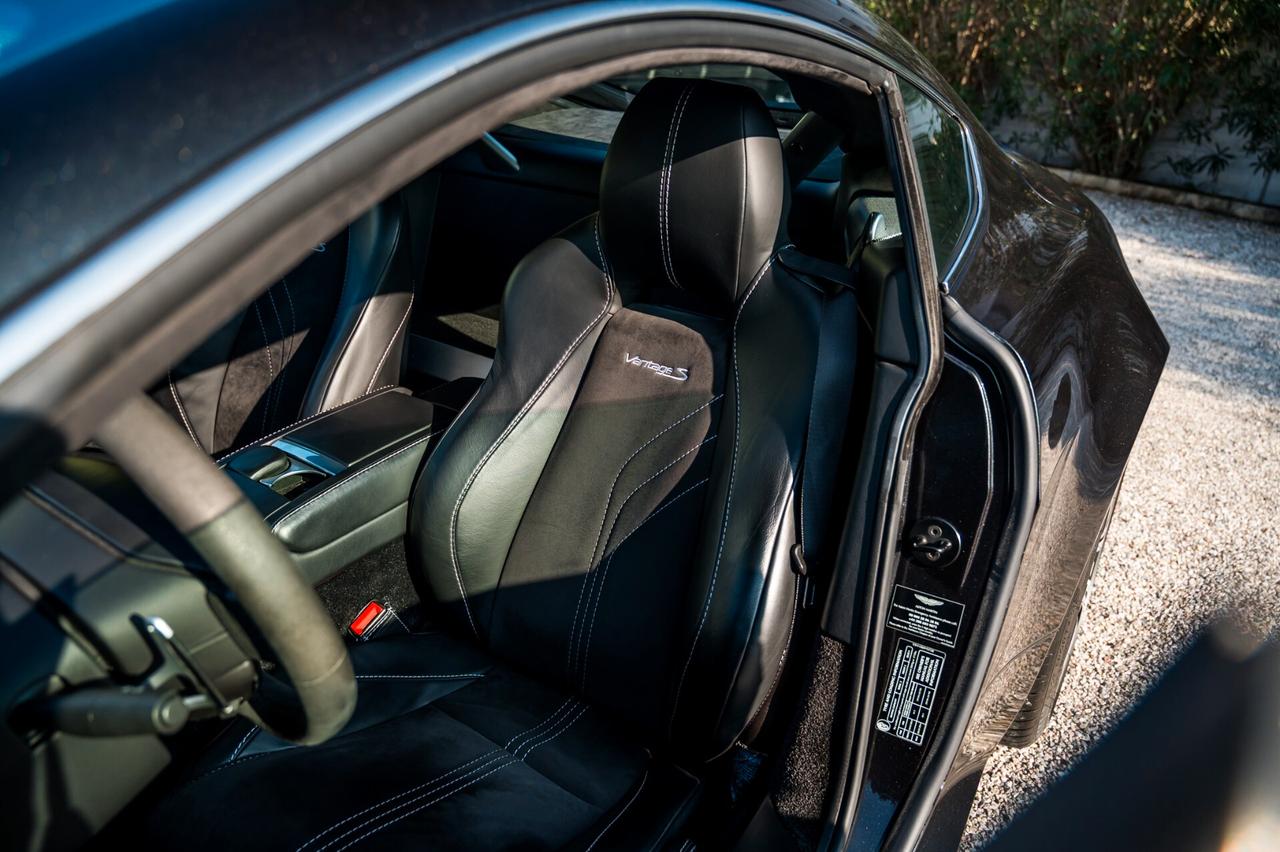 Aston Martin V8 Vantage S Coupé