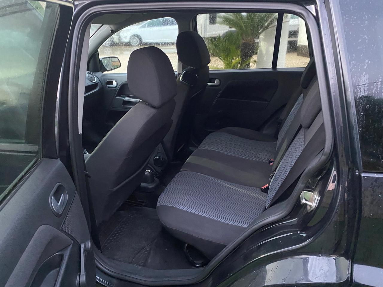 Ford Fusion 1.6 TDCI Titanium Gancio Traino