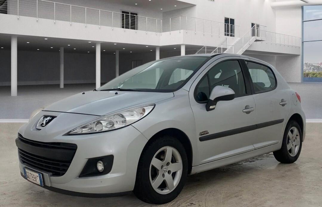 Peugeot 207 1.4 8V 75CV 5 GPL Rinnovato