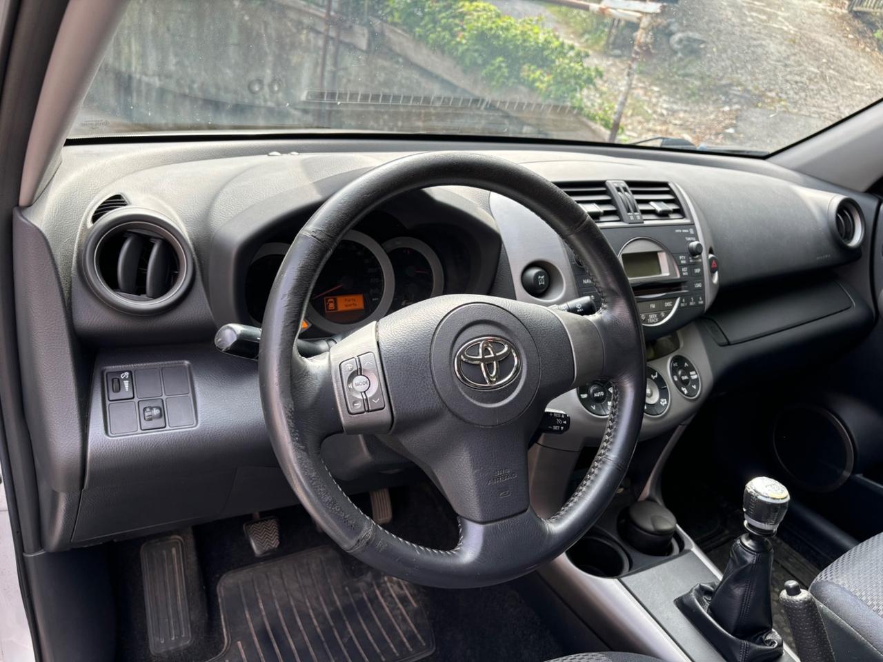 Toyota RAV 4 RAV4 2.0 aut. Luxury