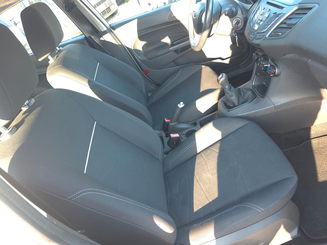 Ford Fiesta 1.5 TDCi 75CV 5 porte ST-Line