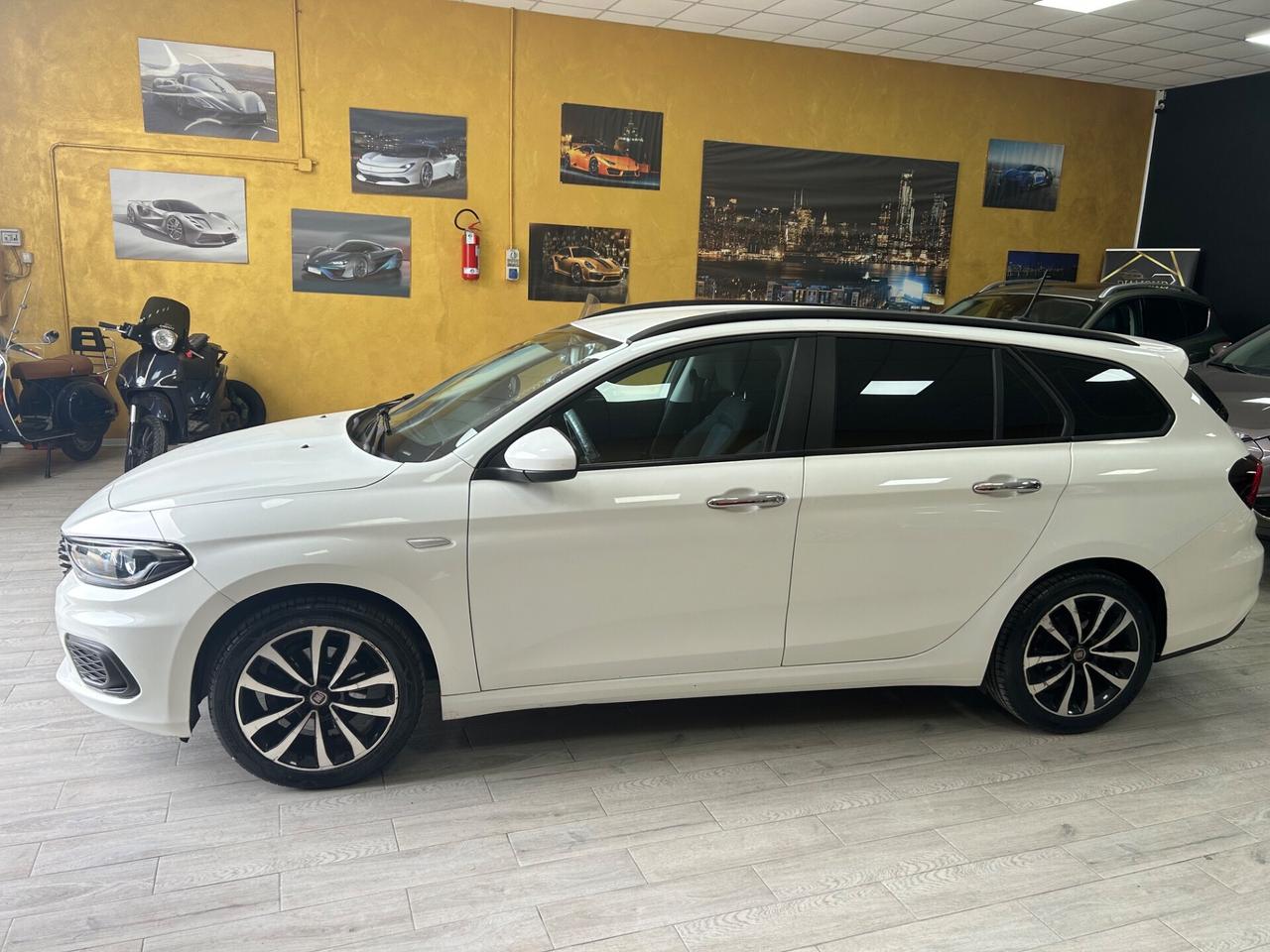 FIAT TIPO Wagon 1.3 Mjet “RETRO/FULL LED/17”-2019