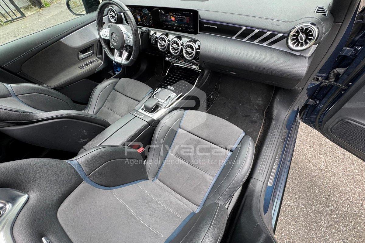 MERCEDES A 35 AMG 4Matic