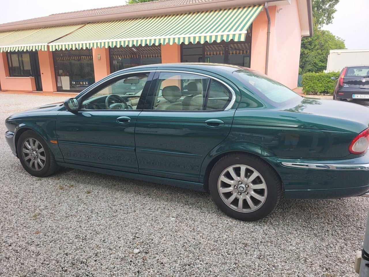 Jaguar X-Type 2.5 GPL ISCRITTA ASI