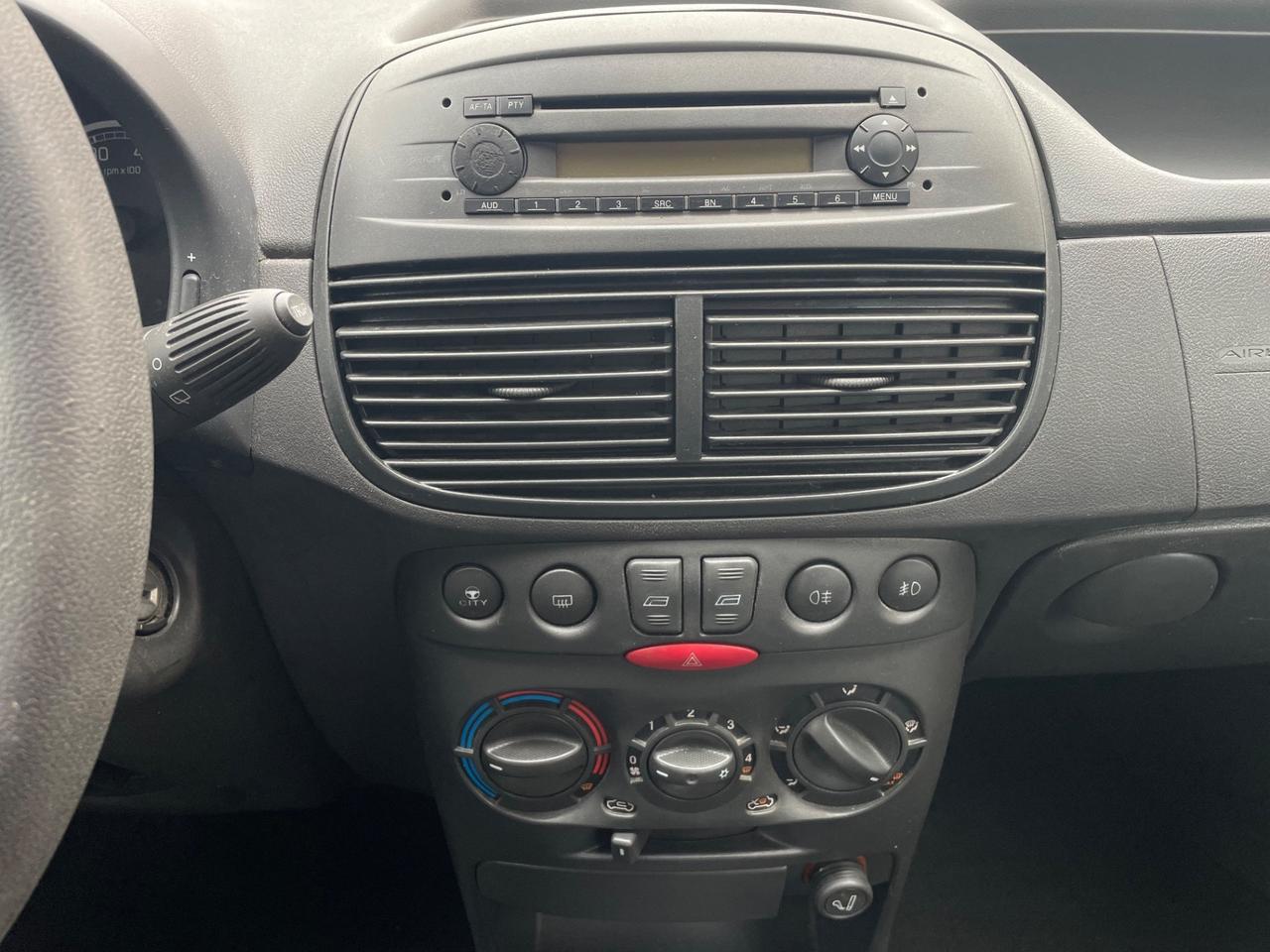 Fiat Punto Classic 1.2 5 porte/1PROP/GARANZIA 12 MESI