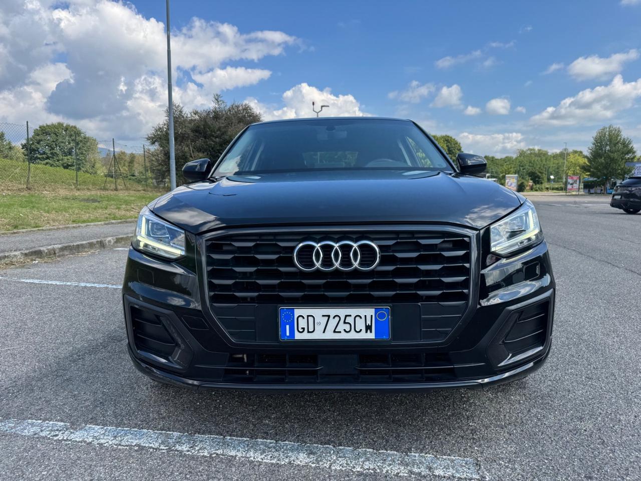 Audi Q2 35 TDI DSG S-line Manutenzione completa!!!