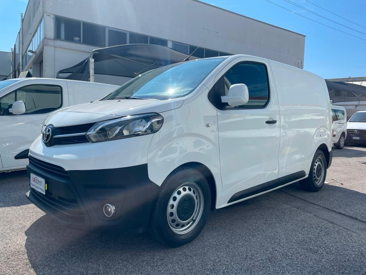 Toyota Proace 1.6 4D DISTRIBUZIONE E TAGLIANDO NUOVI