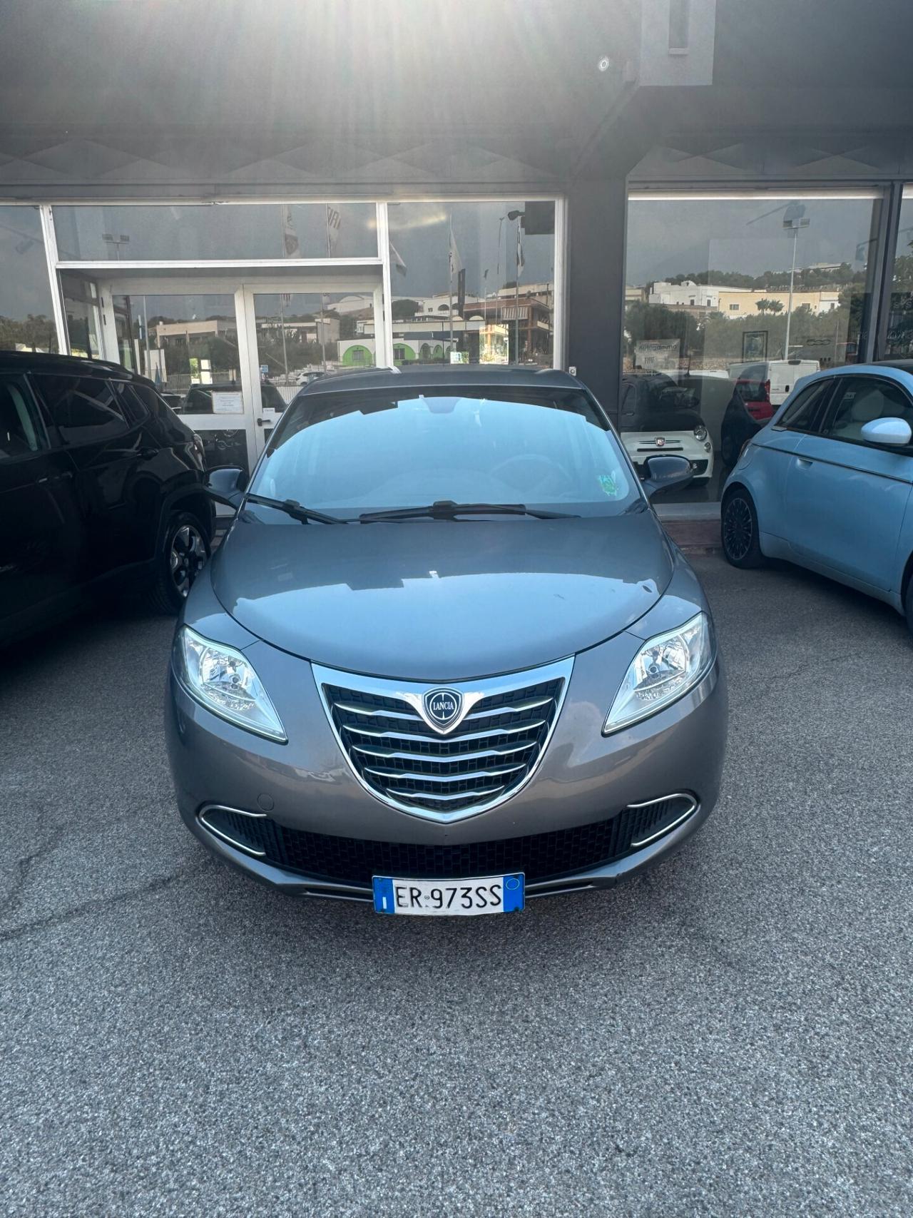 LANCIA YPSILON 1.2 69 CV GOLD -5 POSTI