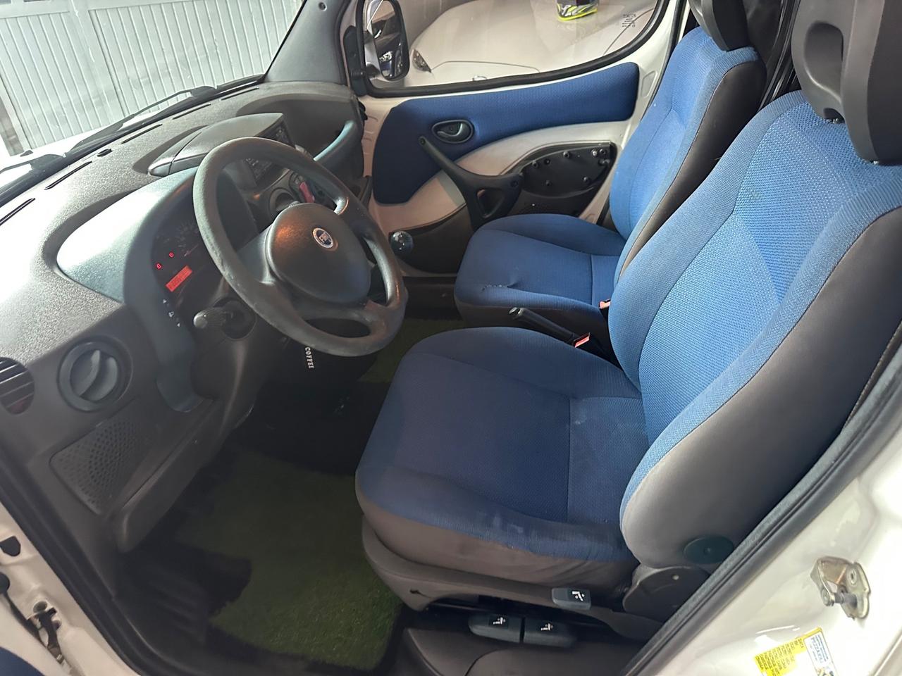 Fiat Doblo 2 posti