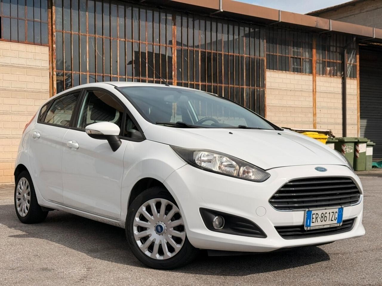 Ford Fiesta 1.5 TDCi 75CV 5 porte Titanium