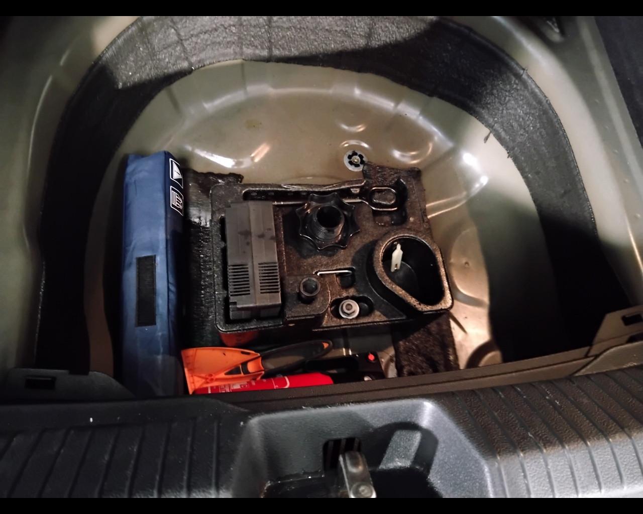 VOLKSWAGEN Taigo - Taigo 1.0 tsi R-Line 110cv