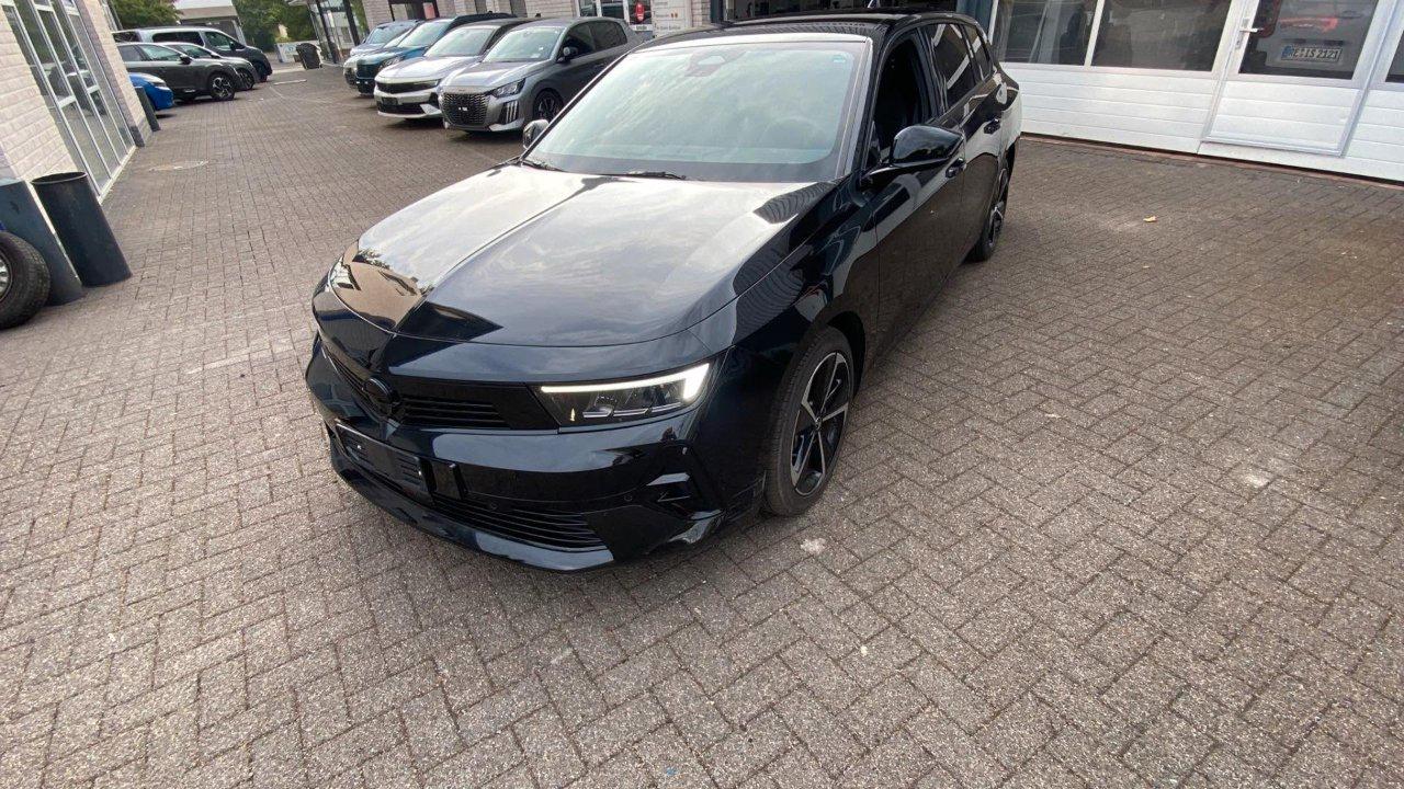 Opel Astra Sports Tourer 1.2 t GS s&s 130cv at8 IN PROMO