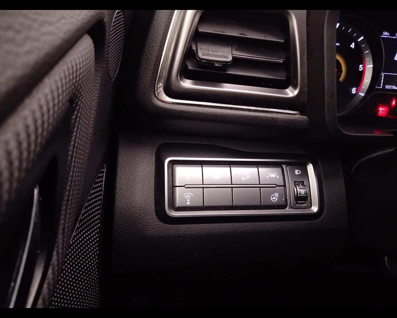 SSANGYONG Tivoli 2020 - Tivoli 1.6 Style pack 2wd