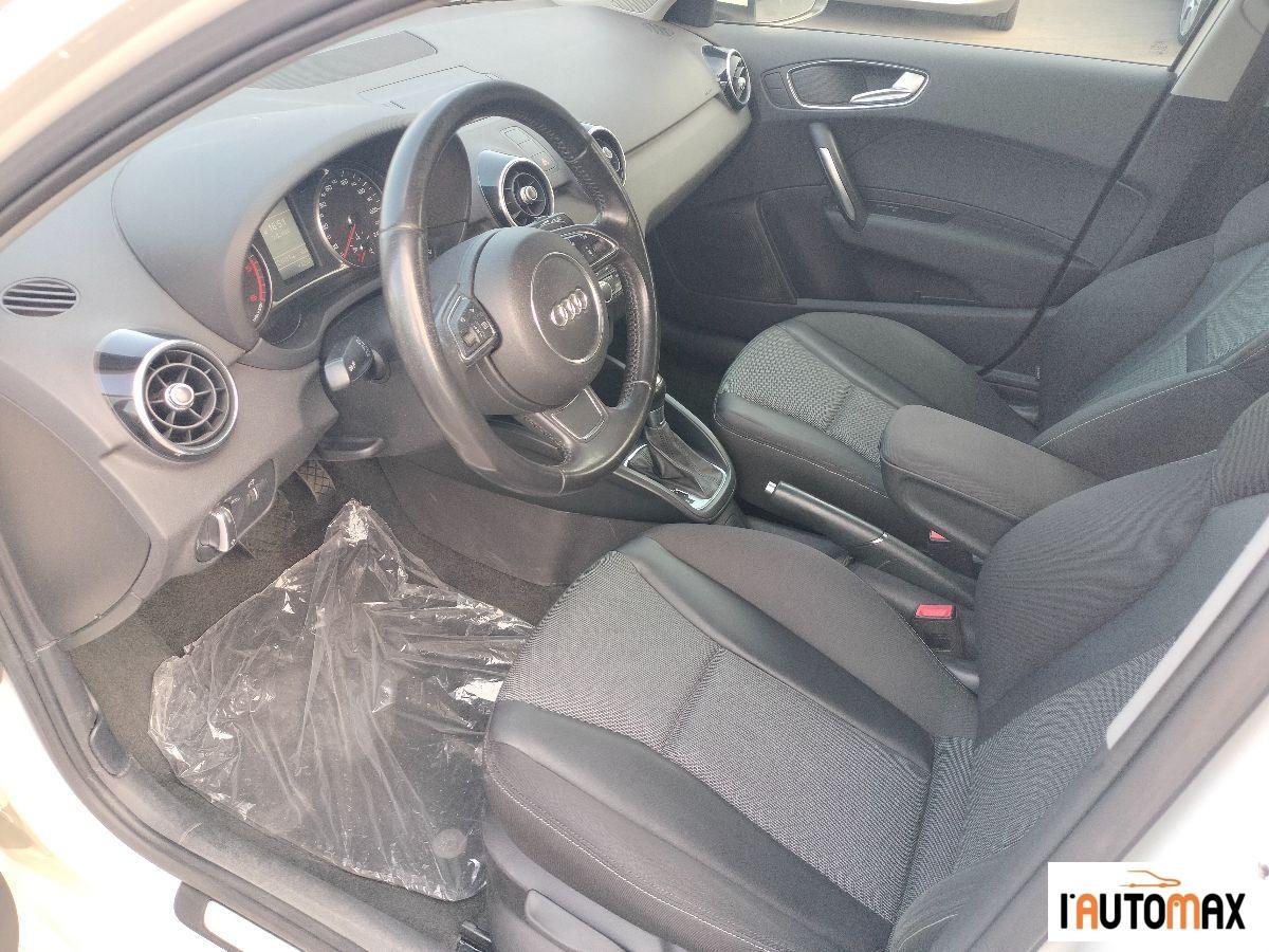 AUDI - A1 Sportback Sportback 1.6 tdi Ambition s-tronic