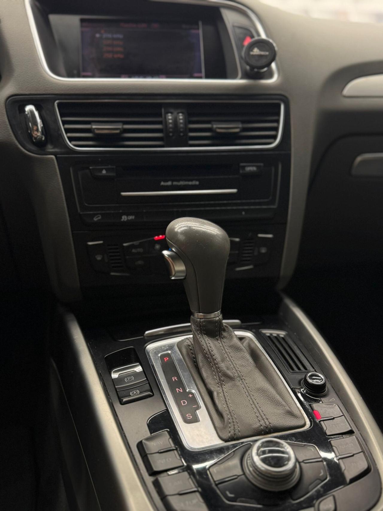 Audi Q5 2.0 TDI 170 CV quattro KM CERTIFICATI-PERMUTE