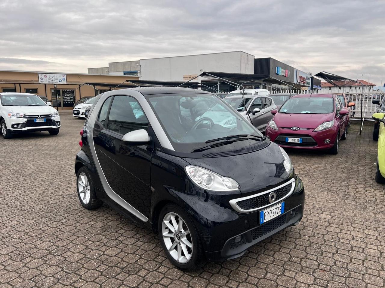 Smart ForTwo 1000 52 kW MHD coupé passion