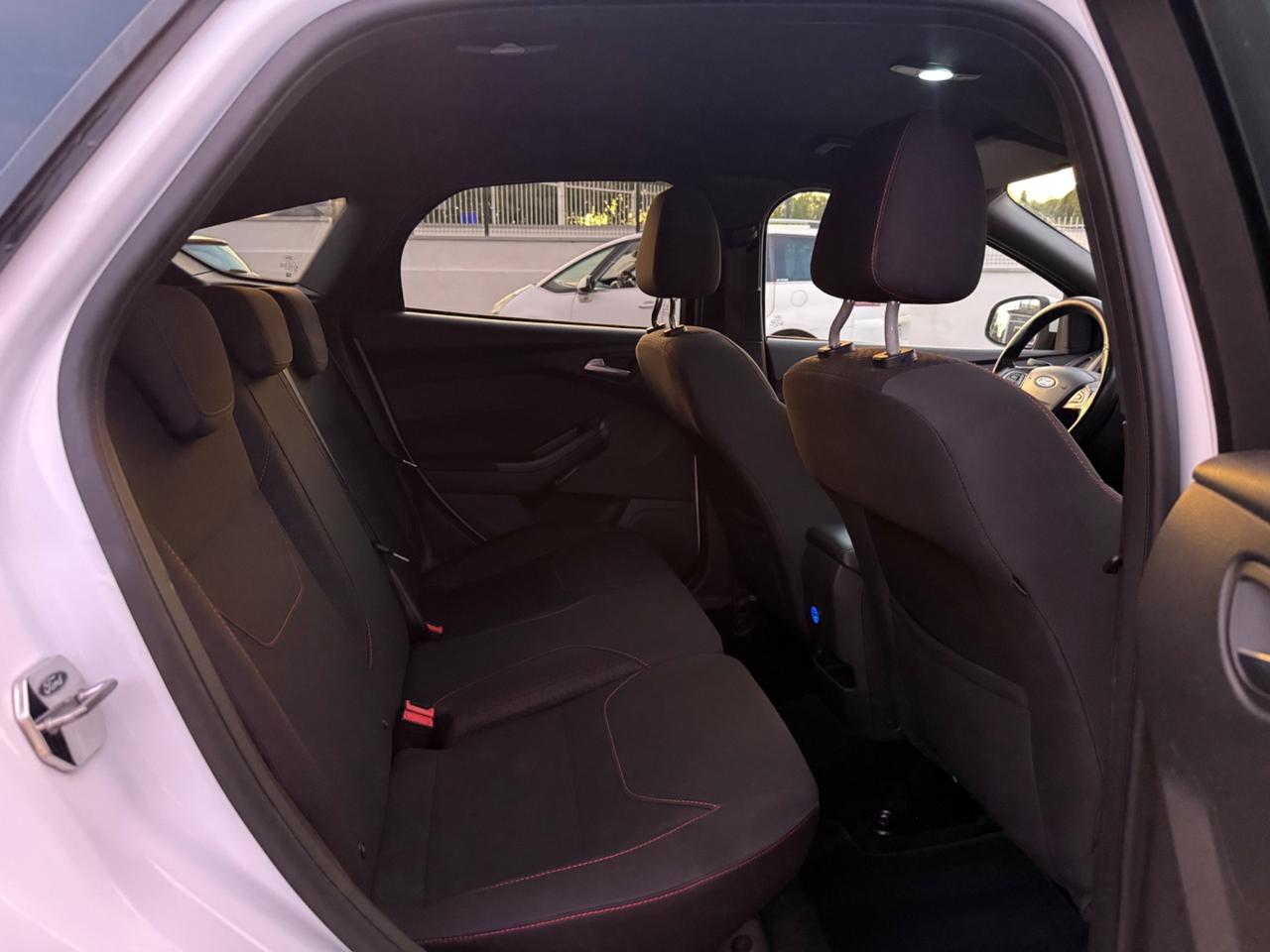 Ford Focus 1.0 EcoBoost 125 CV ST line
