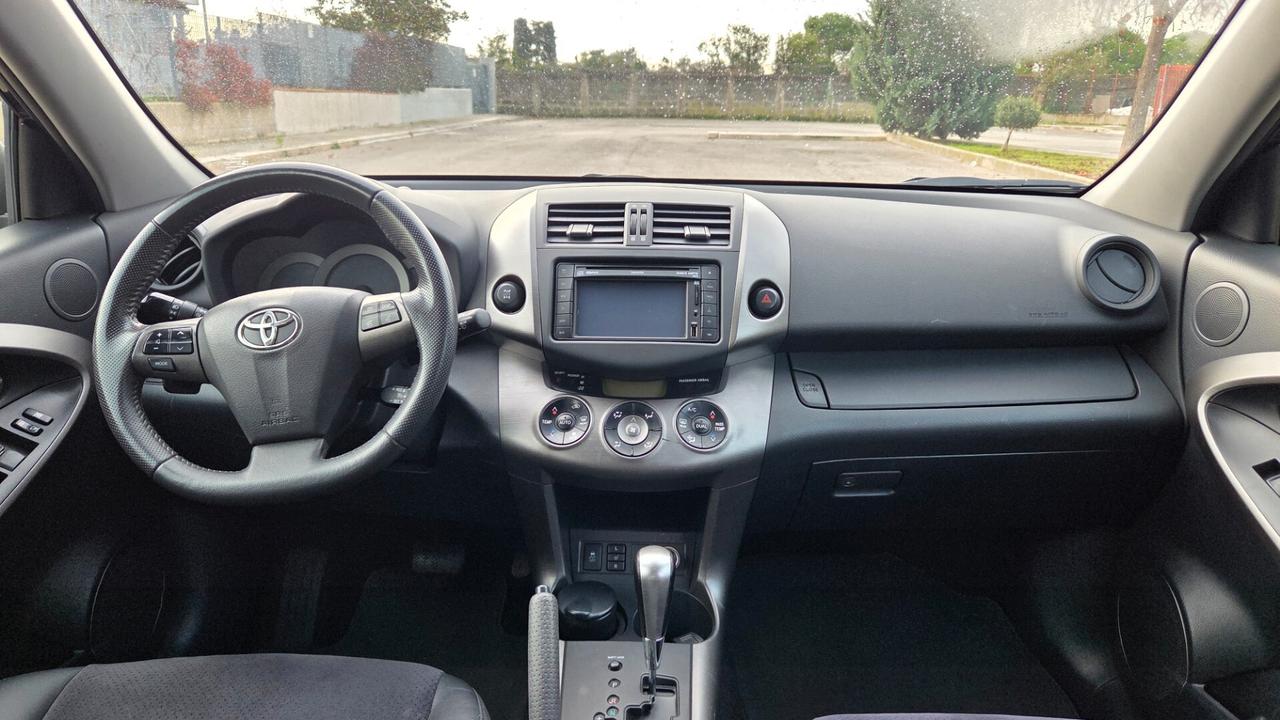 Toyota RAV 4 D-Cat 4x4 Automatico