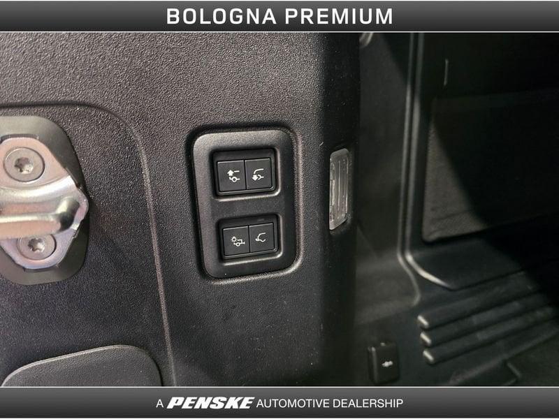 Land Rover Defender Defender 110 3.0D I6 250 CV AWD Auto XS Edition