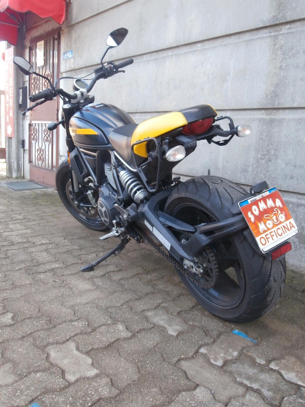 Ducati Scrambler 800 Full Throtte del 2017 PASSAGGIO ,TAGLIANDO E GARANZIA COMPRESI