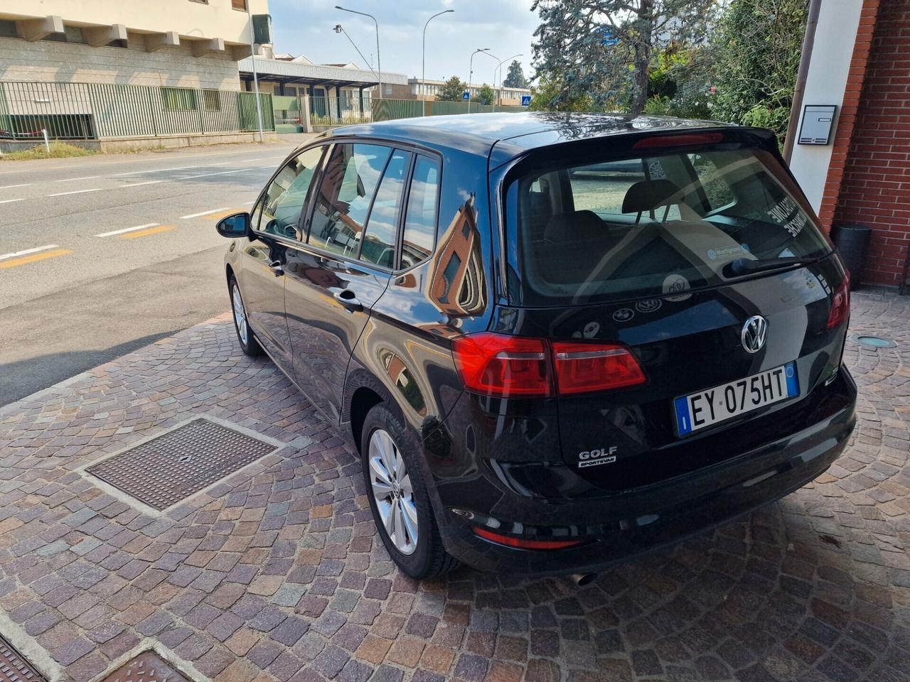 Volkswagen Golf Sportsvan Golf 1.6 TDI (Euro6) 5p. Comfortline