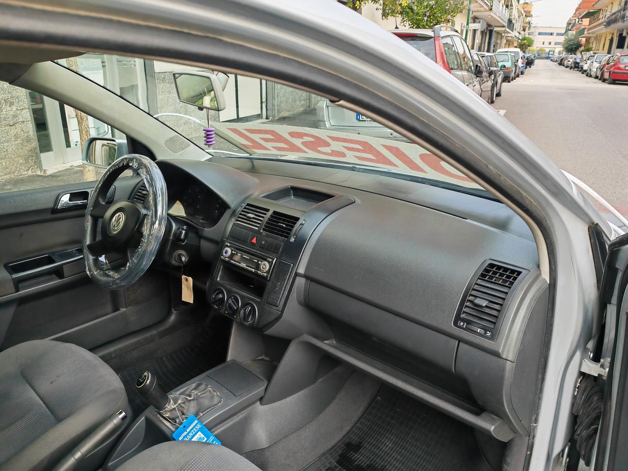 VOLKSWAGEN POLO 1.4 TDI CV75 KW55 TRENDLINE