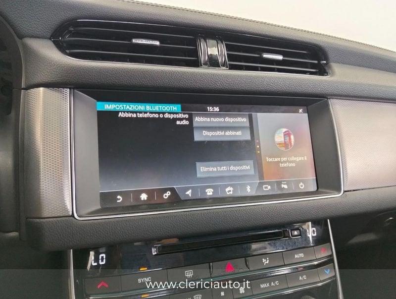 Jaguar XF 2.0 D 180 CV AWD aut. Prestige