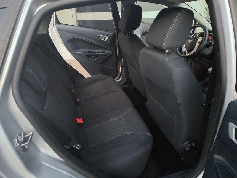 Ford Fiesta Fiesta 1.4 TDCi 5P Titanium