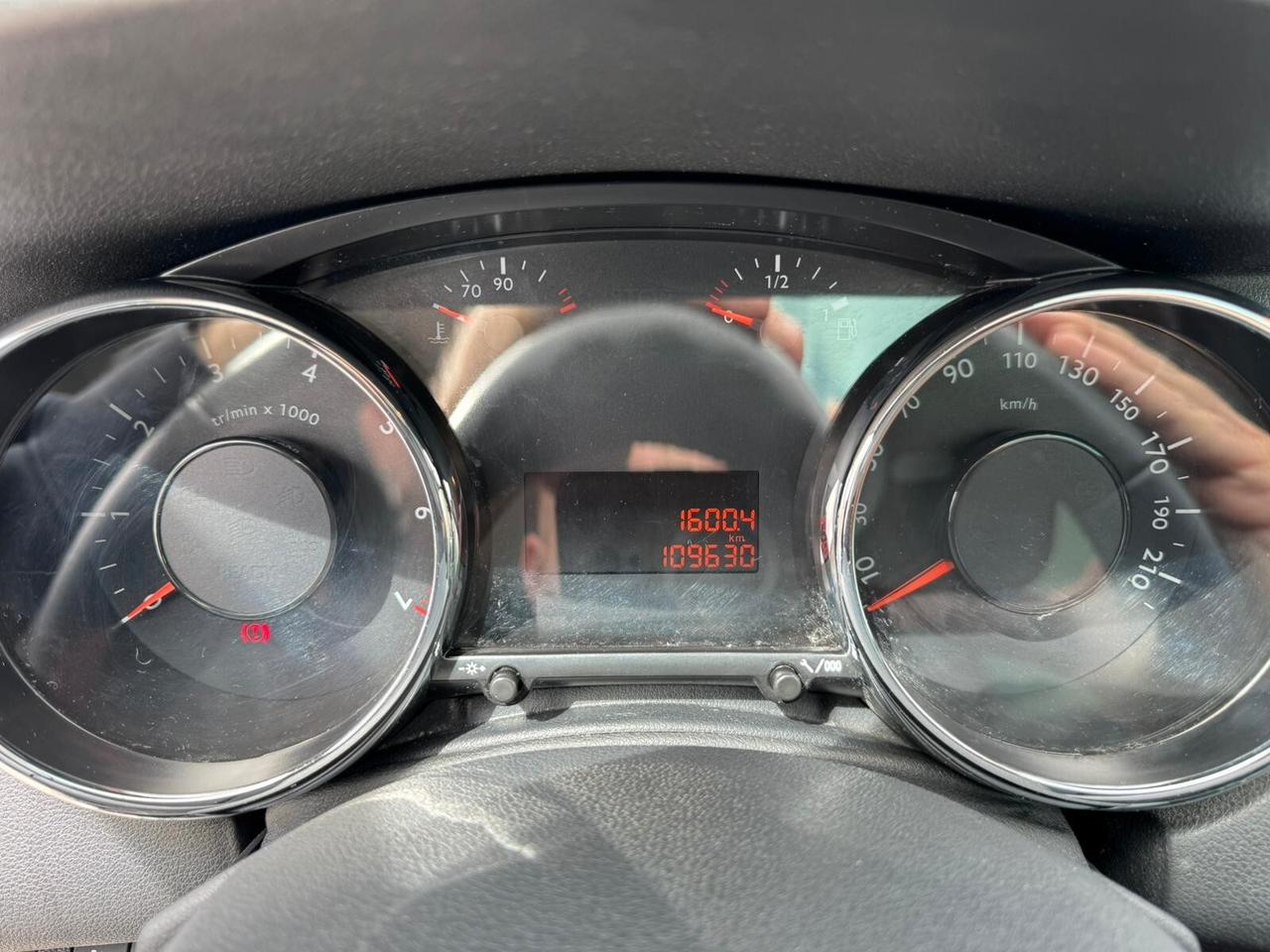 Peugeot 5008 1.6 120CV Premium