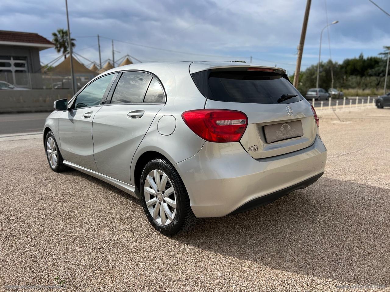 MERCEDES-BENZ A 160 d Executive