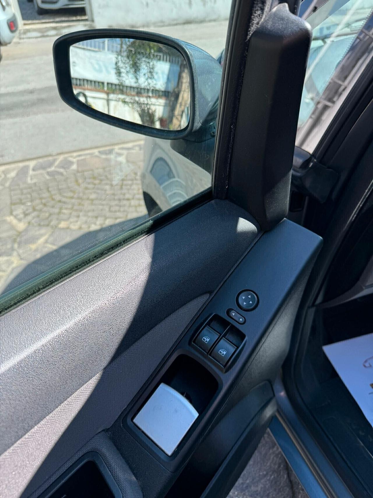 Fiat Idea 1.2 16V Black Label BONUS GPL