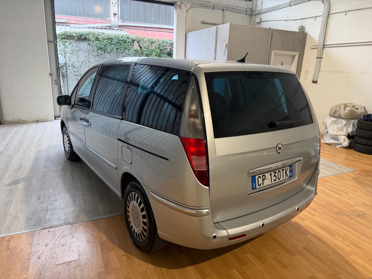 Lancia Phedra Emblema plus FAP 7 posti