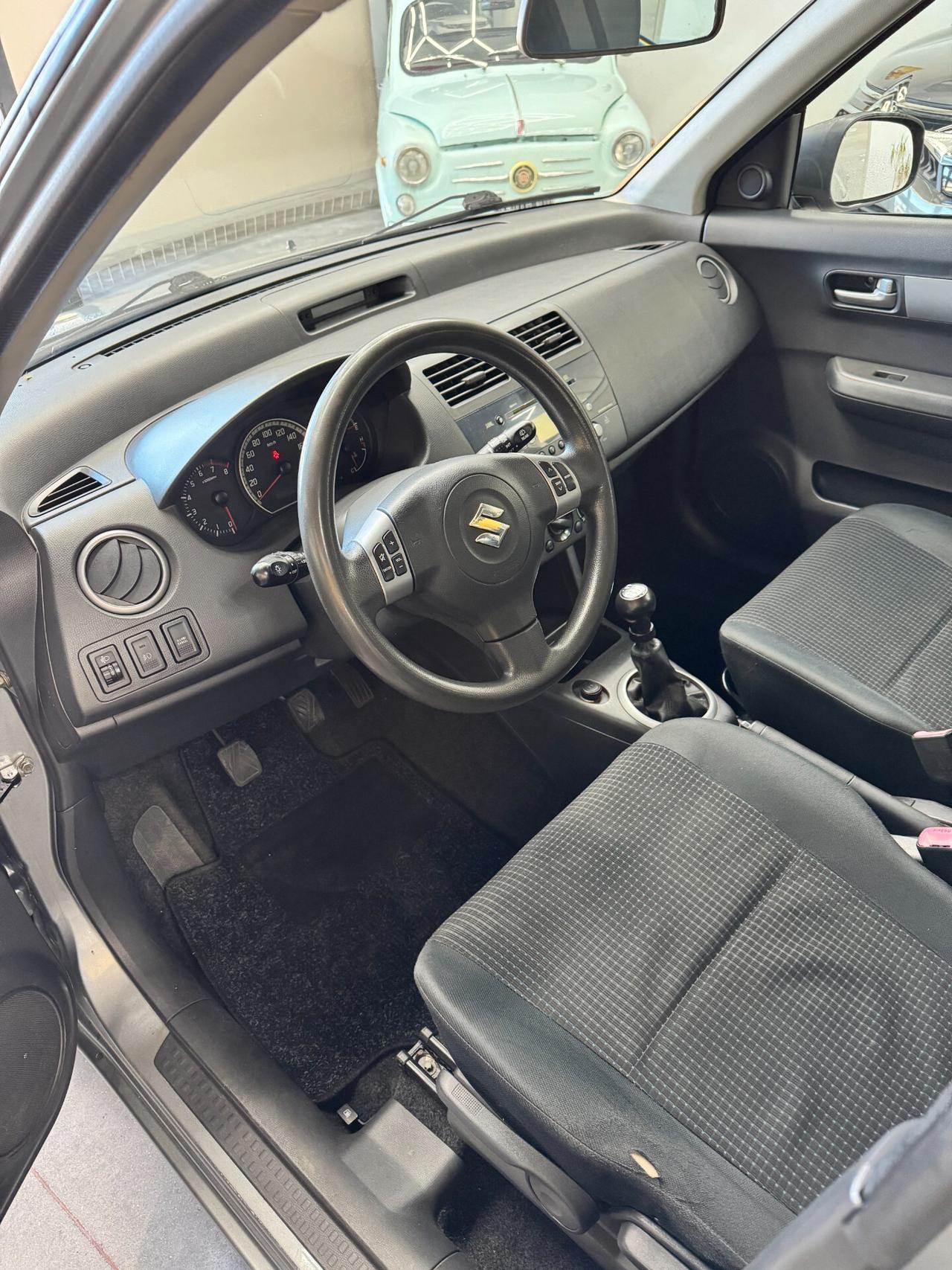 Suzuki Swift 1.3 5p. GL