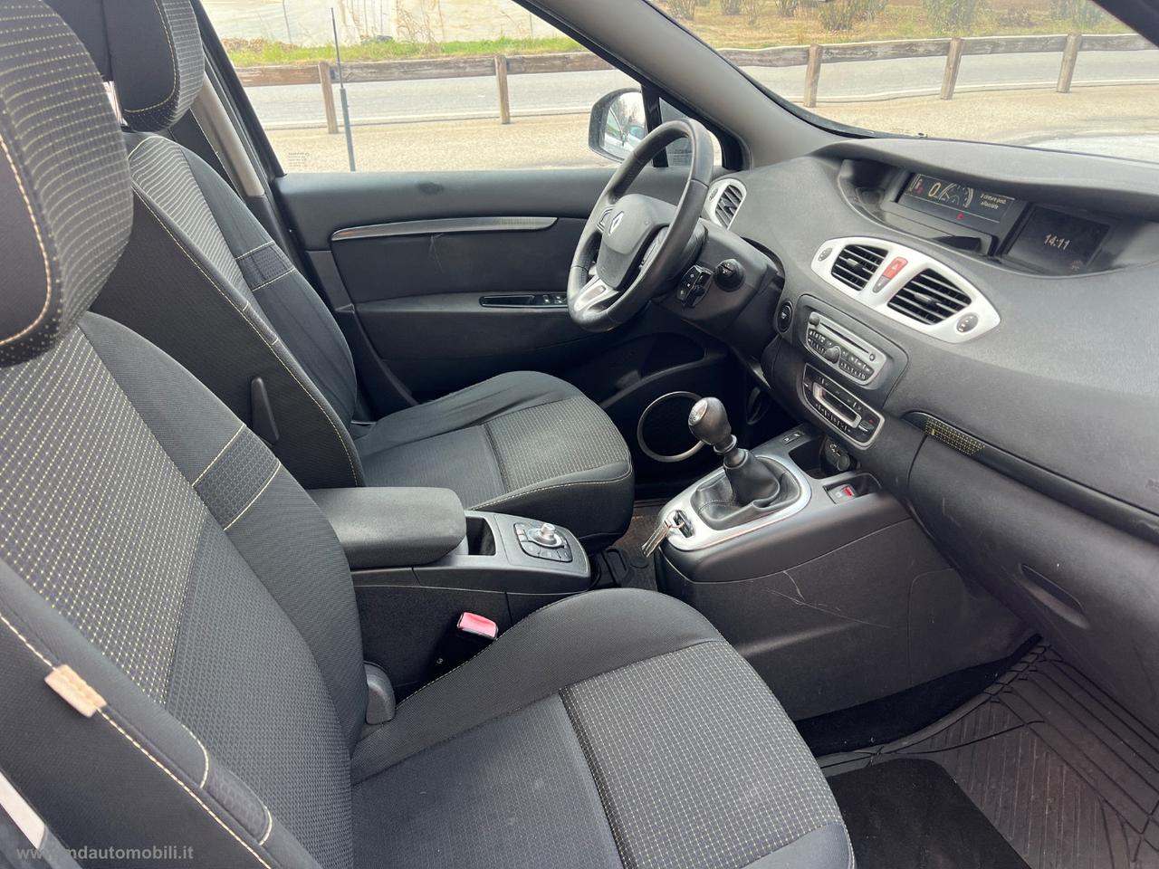 RENAULT Scénic X-Mod 1.4 TCe Dynamique SOLO KM.144000