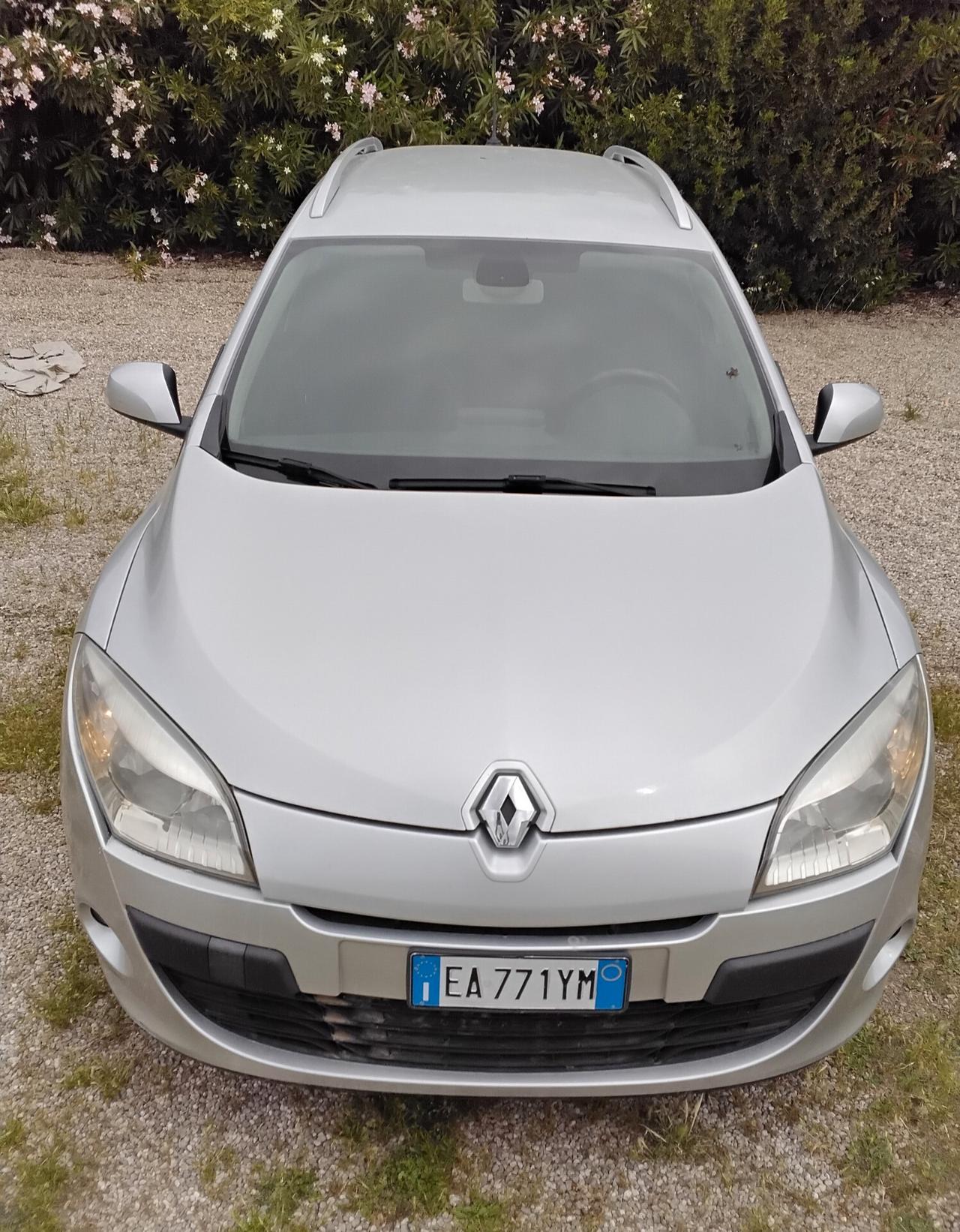 Renault Megane Mégane 1.5 dCi 110CV SporTour Confort