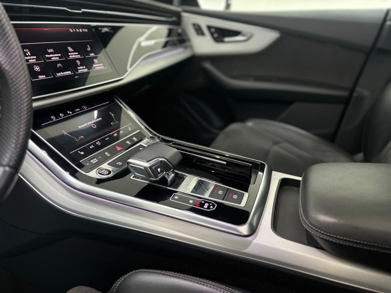 Audi Q8 50 TDI 286 CV quattro tiptronic Sport