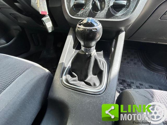 VOLKSWAGEN Jetta 1.9 TDI DPF Sportline