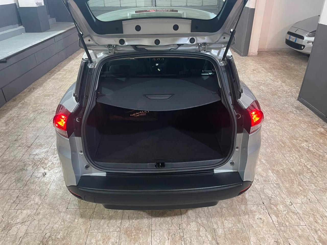 Renault Clio Sporter 1.2 75CV Intens