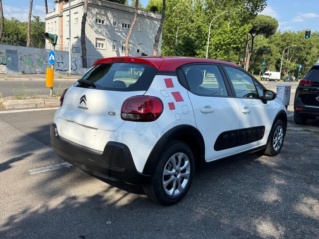 Citroen C3 83cv Benzina 5 porte Shine Navi bicolor pdc