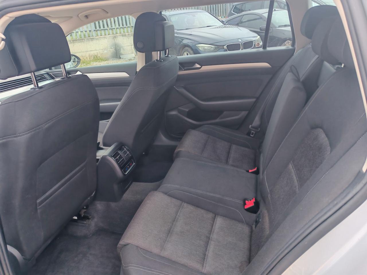 Volkswagen Passat Variant 1.6 TDI Comfortline BlueMotion Technology