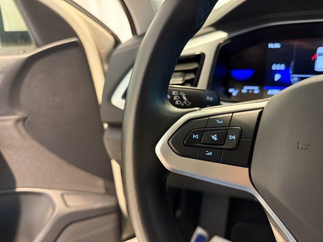 VOLKSWAGEN T-Roc 1.5 TSI DSG Life GANCIO Navi DAB+ Parks Assist LED