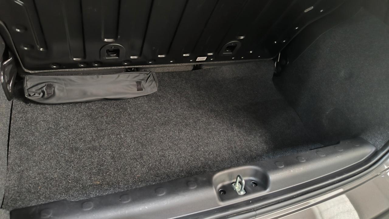 Fiat Panda 1.0 Hybrid City Life pari al nuovo