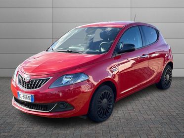 Lancia Ypsilon 1.0 hybrid Silver s&s 70cv