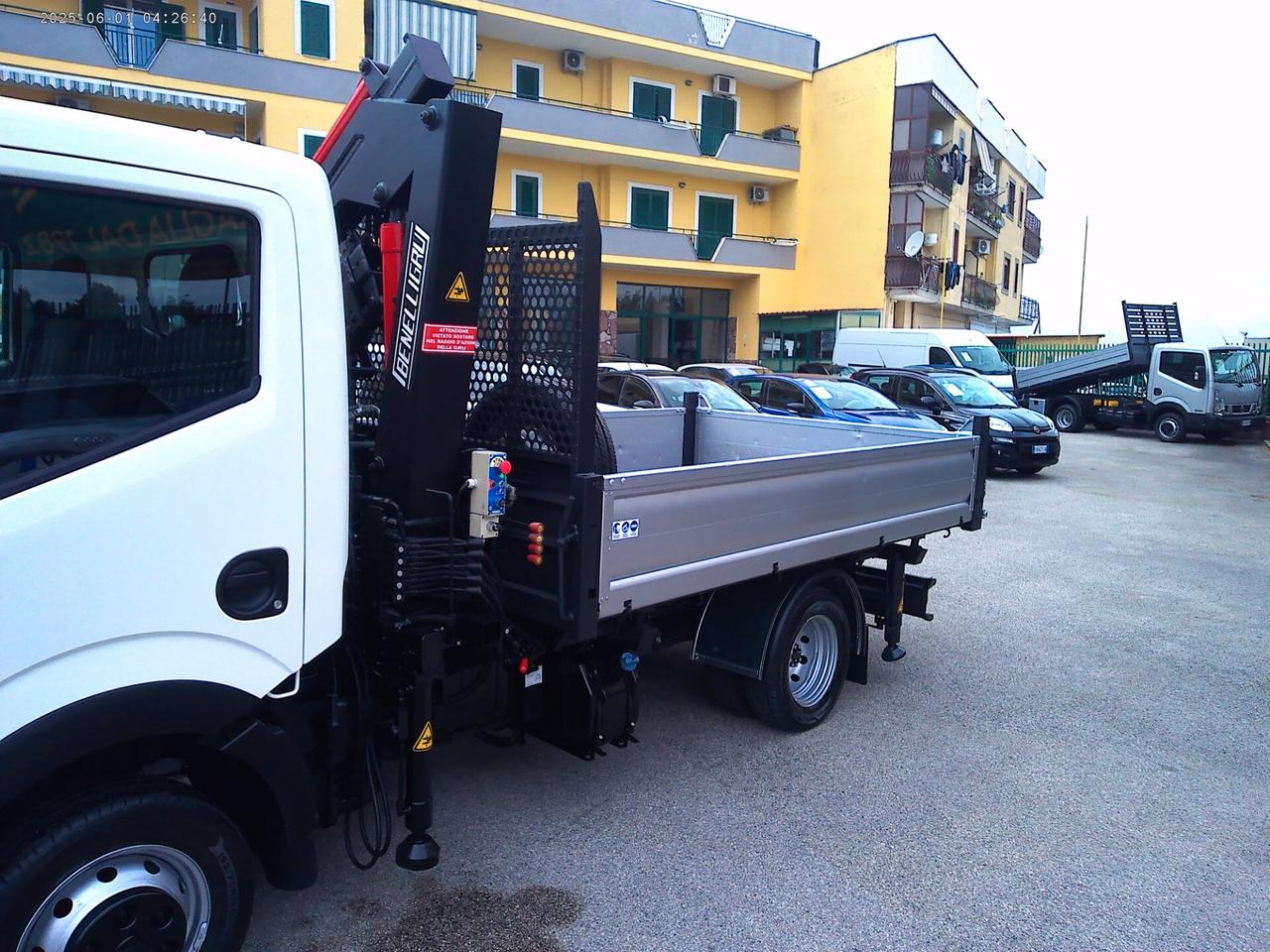 Nissan Cabstar NT 400 3000 E6 GRU AG 2510 2+2 JIB RIBALTABILE 92K