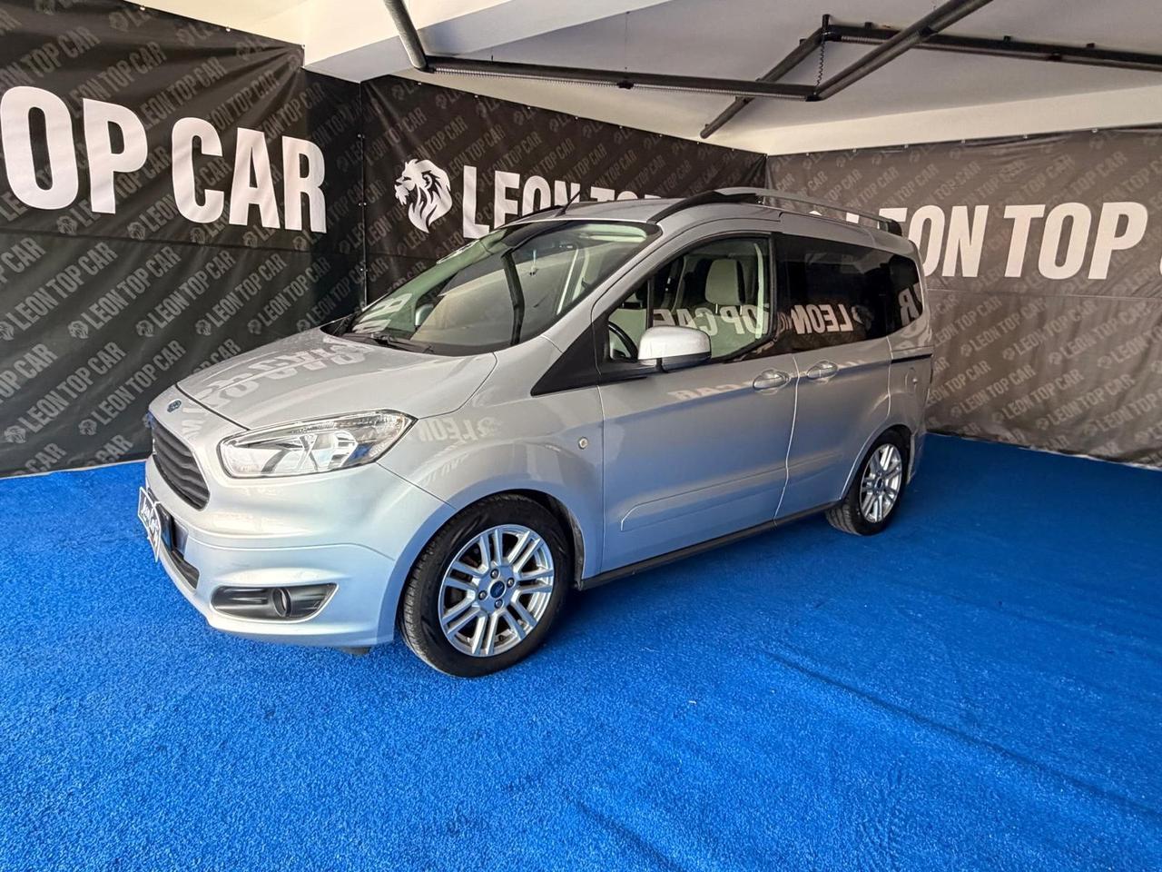 Ford Tourneo Courier 1.5 TDCI 95 CV Titanium