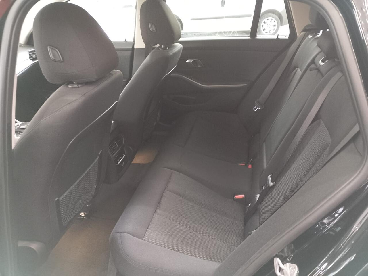 Bmw 318 D 48V Touring Business Advantage