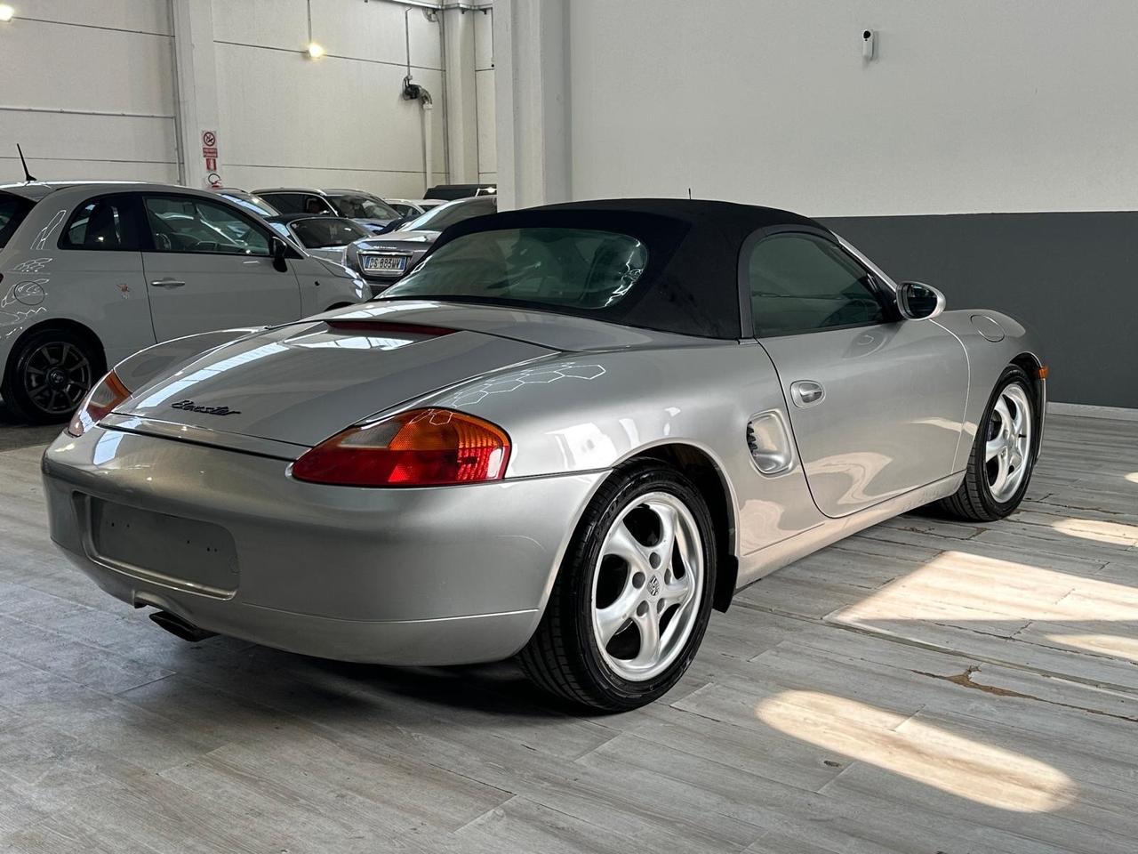 Porsche Boxster 2.5i 24V cat