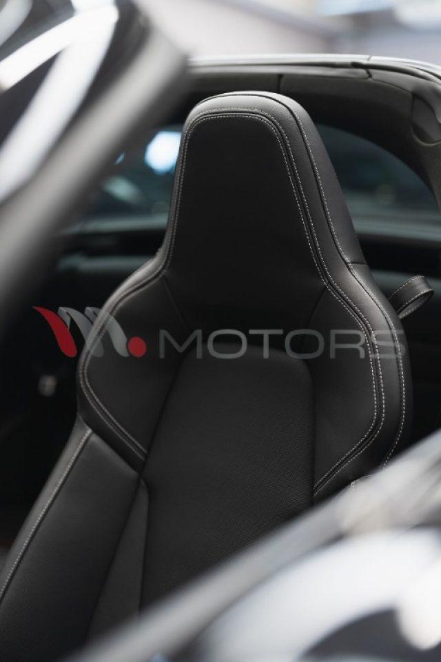 PORSCHE 911 Targa 4 GTS 2025 15.000 km Pari al Nuovo Ful